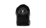 Black Embossed Monogram – Bild 3