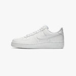 Nike Sportswear Air Force 1 '07 Triple White – Bild 3
